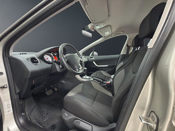Peugeot 308 8 of 14