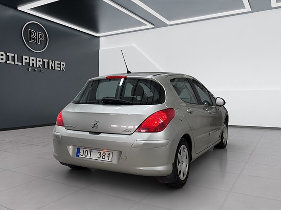 Peugeot 308 5 of 14