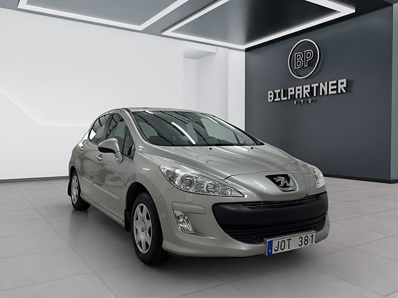 Peugeot 308 3 of 14