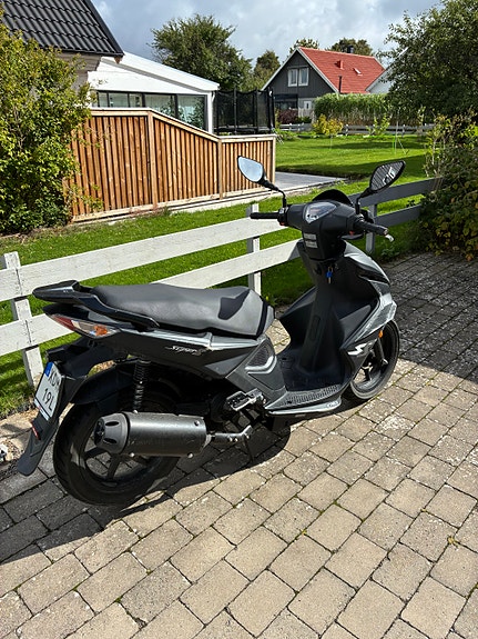 Kymco Super 8 2 of 8