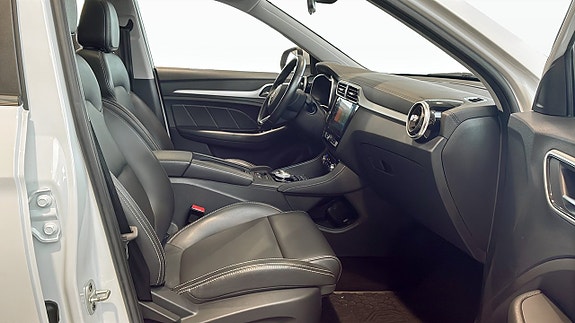 MG ZS 3 of 14