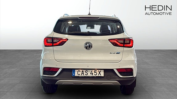 MG ZS 7 of 14