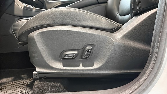 MG ZS 14 of 14