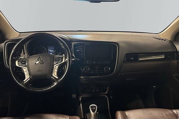 Mitsubishi Outlander 4 of 6