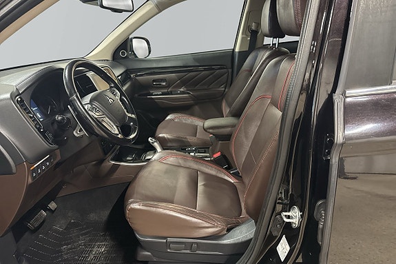 Mitsubishi Outlander 5 of 6