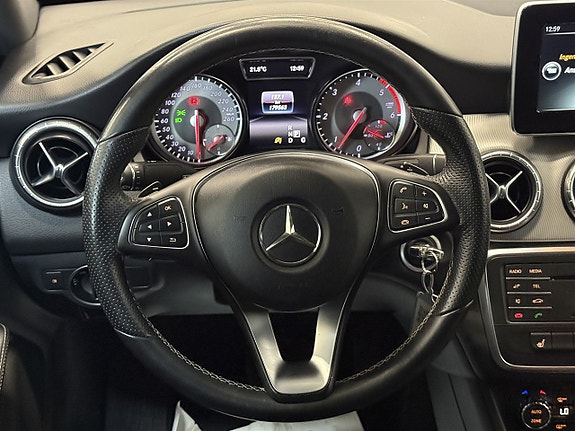 Mercedes-Benz CLA220 d 23 of 24