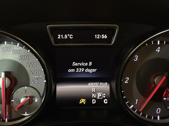 Mercedes-Benz CLA220 d 16 of 24