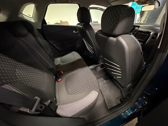 Renault Captur 15 of 16