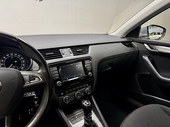 Skoda Octavia Scout 10 of 20