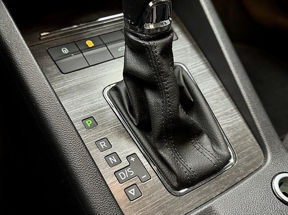 Skoda Octavia Scout 11 of 20