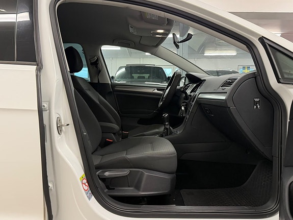 Volkswagen Golf I 18 of 26