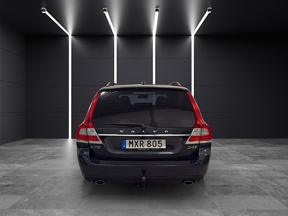 Volvo V70 5 of 28