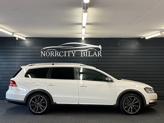 Volkswagen Passat Alltrack 5 of 14