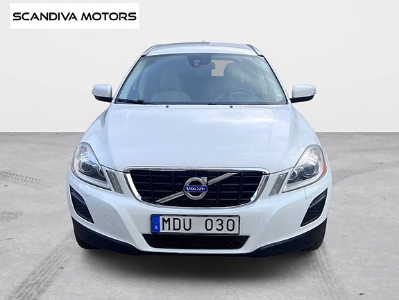 Volvo XC60 3 of 27