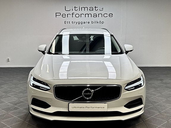 Volvo V90 6 of 17