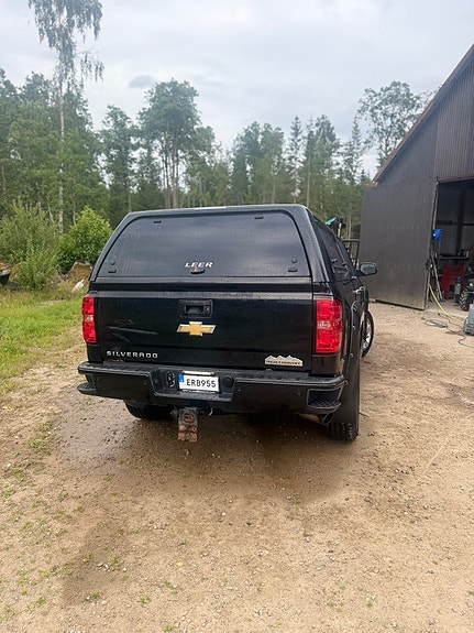 Chevrolet Silverado 1500 4 of 5