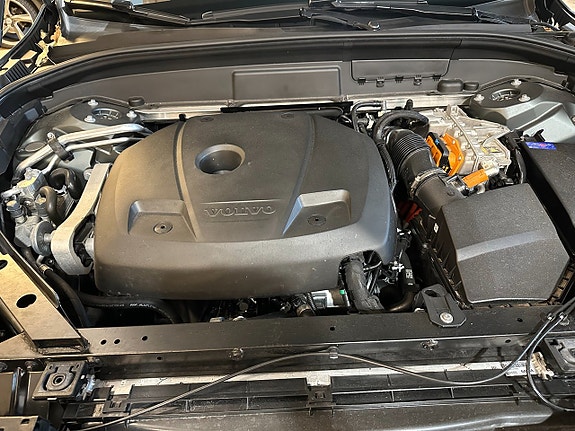 Volvo XC60 19 of 19