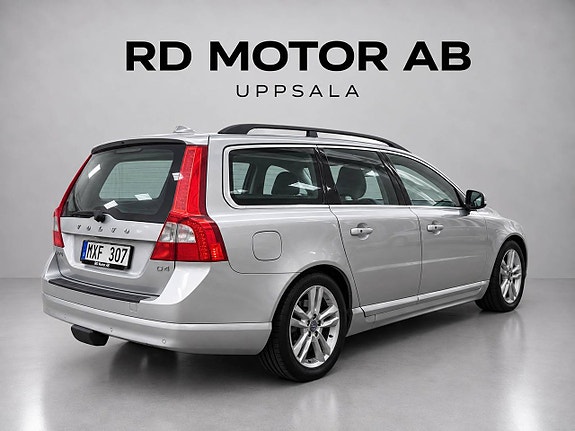 Volvo V70 5 of 18