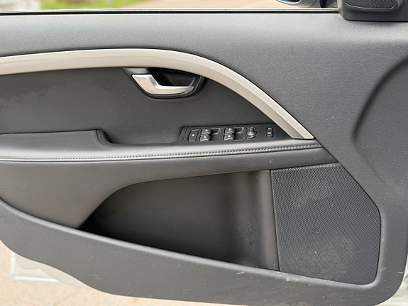 Volvo V70 15 of 18