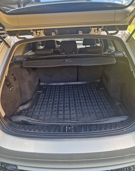 BMW 320d 5 of 11