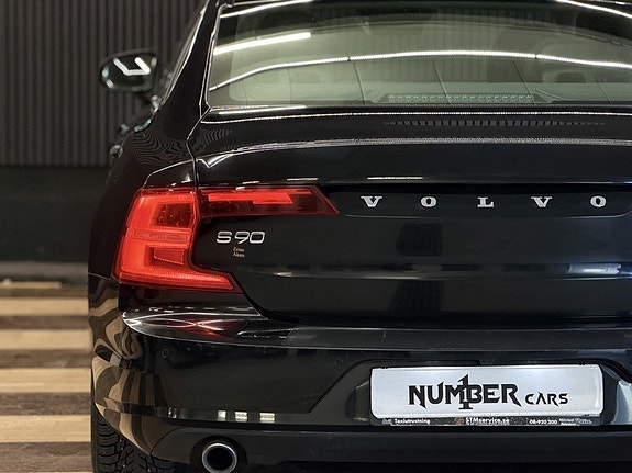 Volvo S90 12 of 26