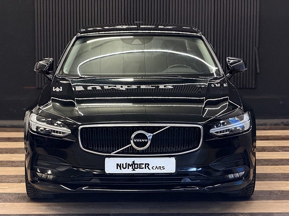 Volvo S90 4 of 26