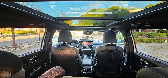 Kia Sorento 5 of 9