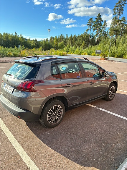 Peugeot 2008 3 of 7