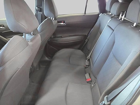 Toyota Corolla Cross 8 of 11