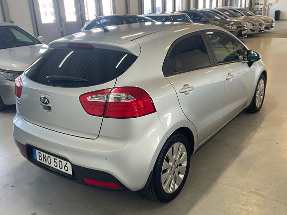 Kia Rio 6 of 24