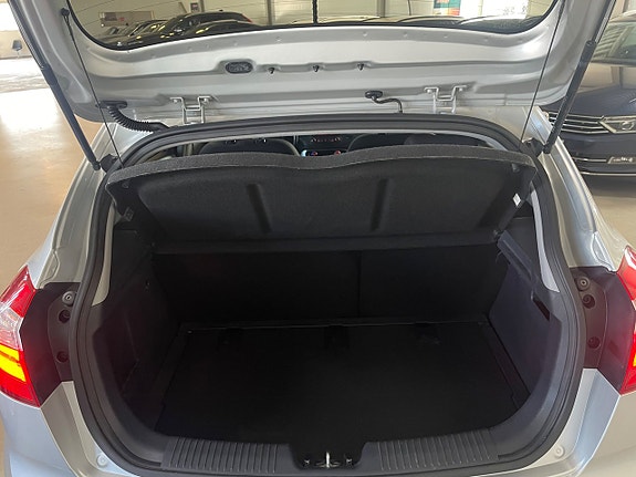 Kia Rio 9 of 24