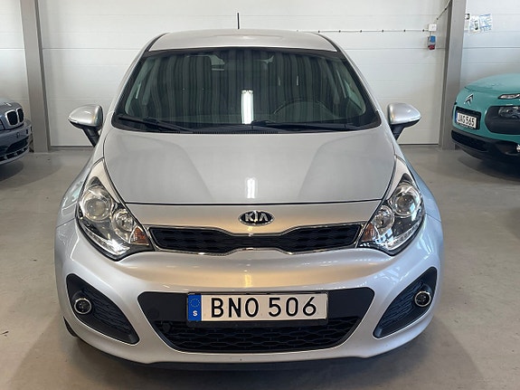 Kia Rio 3 of 24