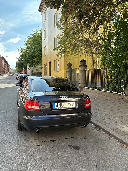 Audi A6 2 of 9