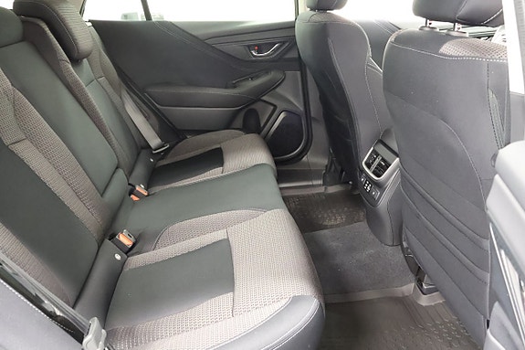Subaru Outback 7 of 14
