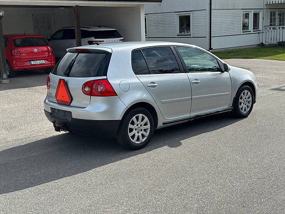 A-traktor VW Golf 1.6 Nybesiktad Epa 8 of 12