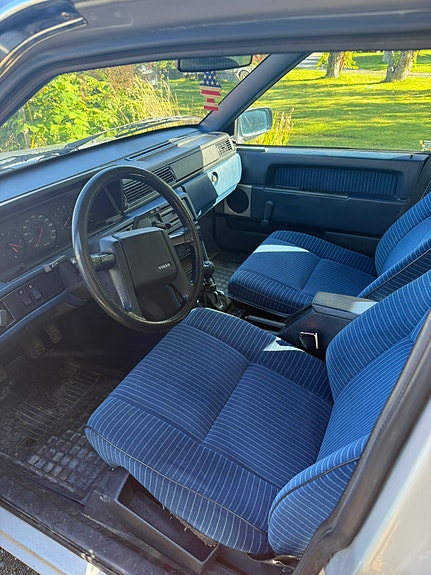 Volvo 740 5 of 7