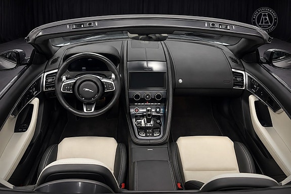 Jaguar F-TYPE 6 of 10