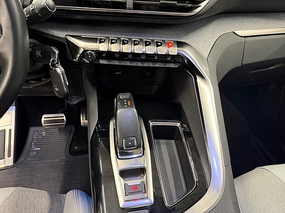 Peugeot 3008 14 of 23