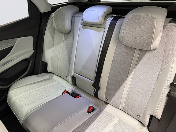 Peugeot 3008 15 of 23