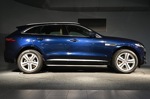 Jaguar F-PACE 7 of 28