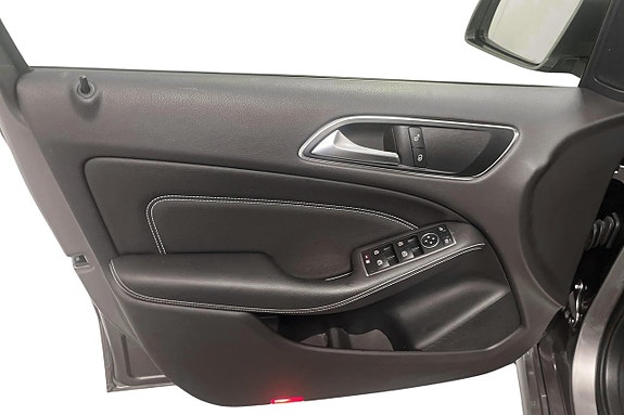 Mercedes-Benz B200 d 7 of 13
