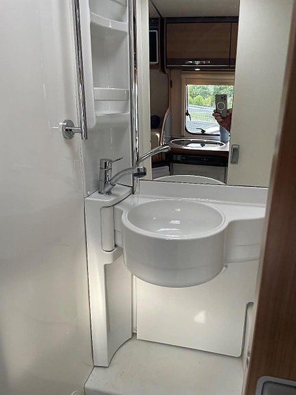 Hymer Exsis i- 562 premium 6 of 11