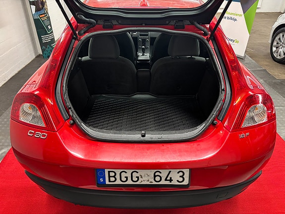 Volvo C30 7 of 22