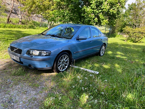 Volvo S60 11 of 24