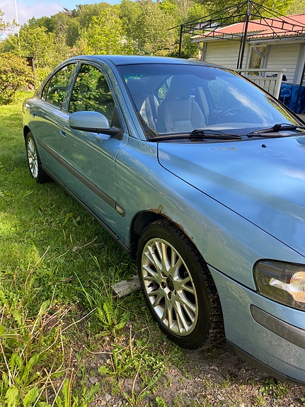 Volvo S60 2 of 24