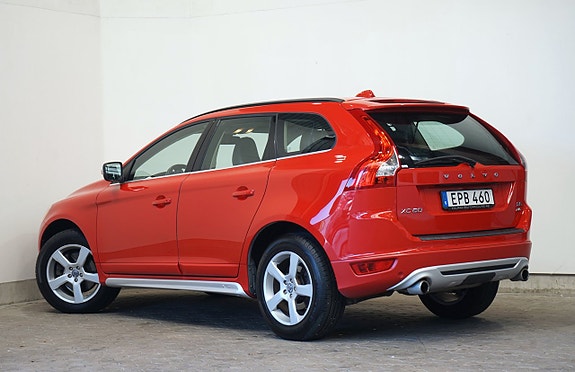 Volvo XC60 3 of 11
