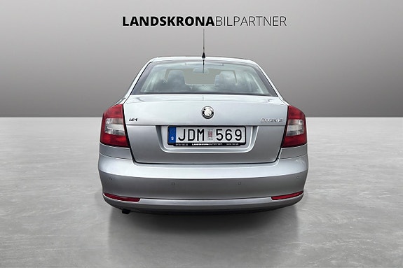 Skoda Octavia 6 of 28
