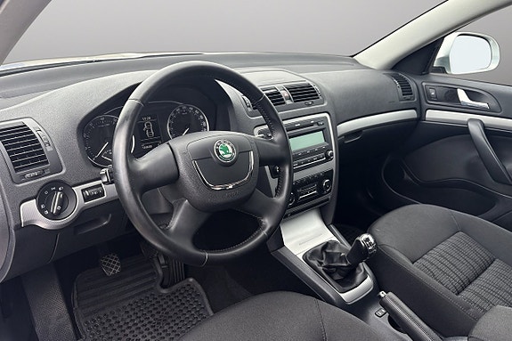Skoda Octavia 11 of 28