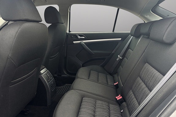 Skoda Octavia 15 of 28