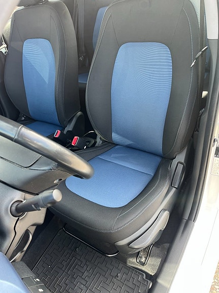 Hyundai i10 10 of 15